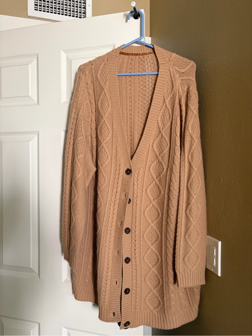 Men's Cable Knit Button-Front Sweater Cardigan - Tan